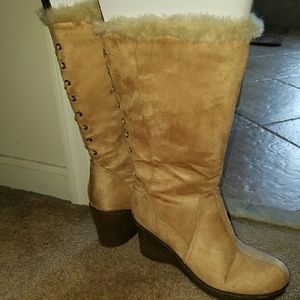 Arizona faux suede boots
