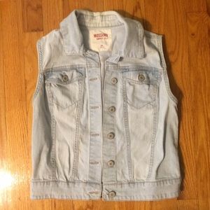 denim vest- medium