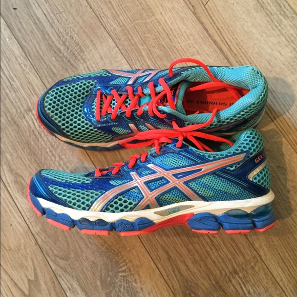 Running sneakers