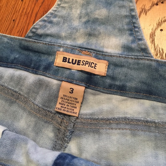 Denim Shorts Overalls - Picture 3 of 3
