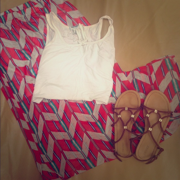 Chevron maxi skirt - Picture 1 of 3