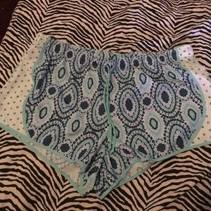 Aerie run shorts