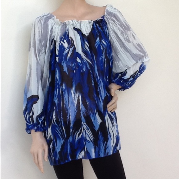 ๐๐ดSheer Flower Blue Top - Picture 3 of 4
