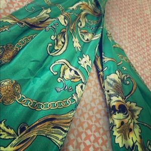 🍃 Gorgeous Silky Vintage Scarf/Tie 🍃