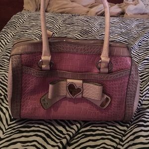 Guess medium purse