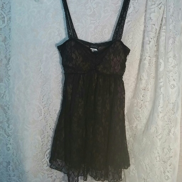 Women's lace top