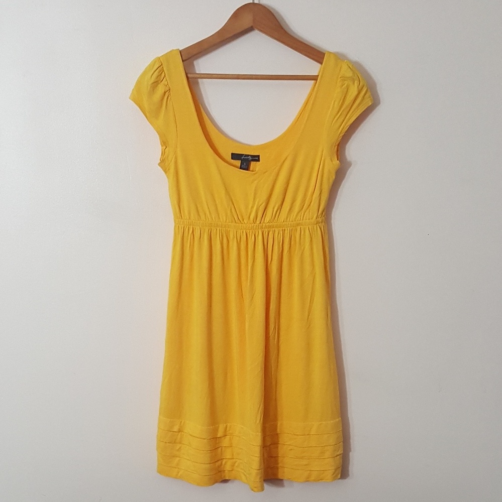 |nwot|・forever 21 yellow dress・