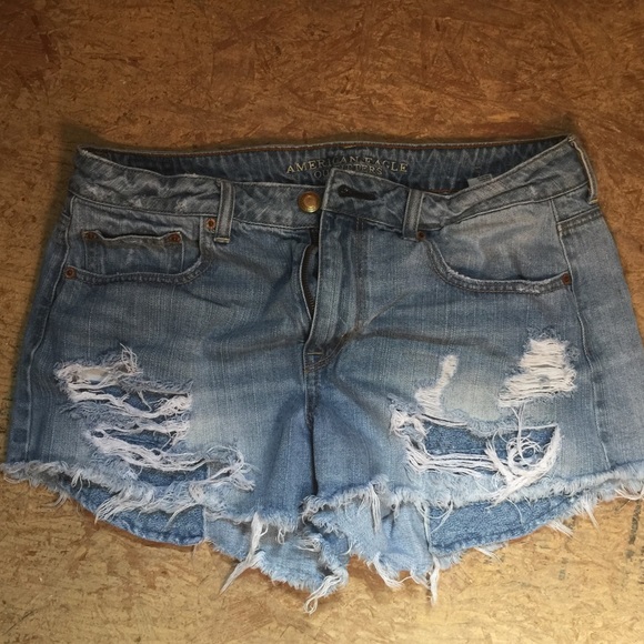 American Eagle High Wasted Shorts