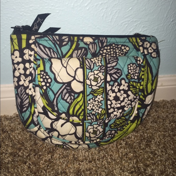 Purse - Picture 1 of 3