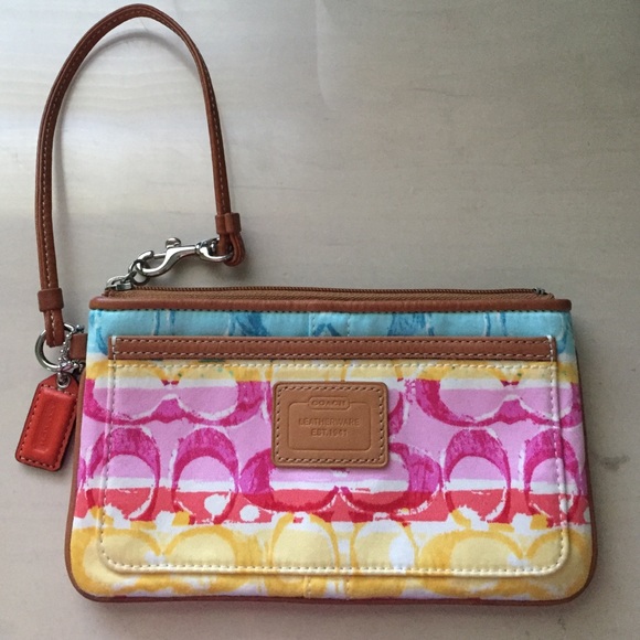 Wristlet