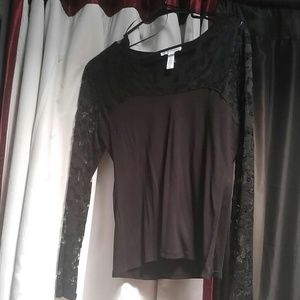 Long sleeve lace shirt
