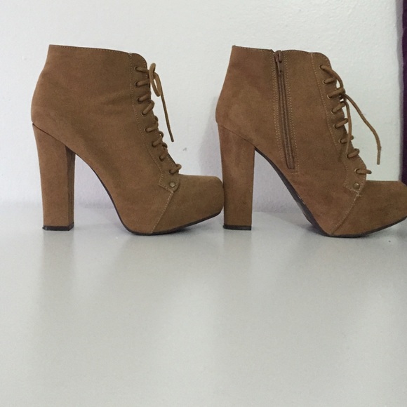 Brown boots ❤️