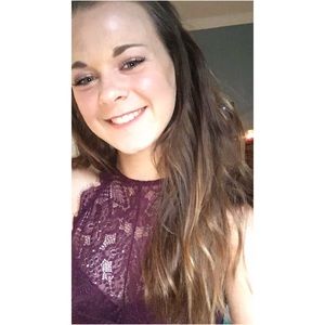 Meet your Posher, Jillian