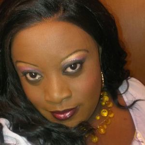 Meet your Posher, Elisa