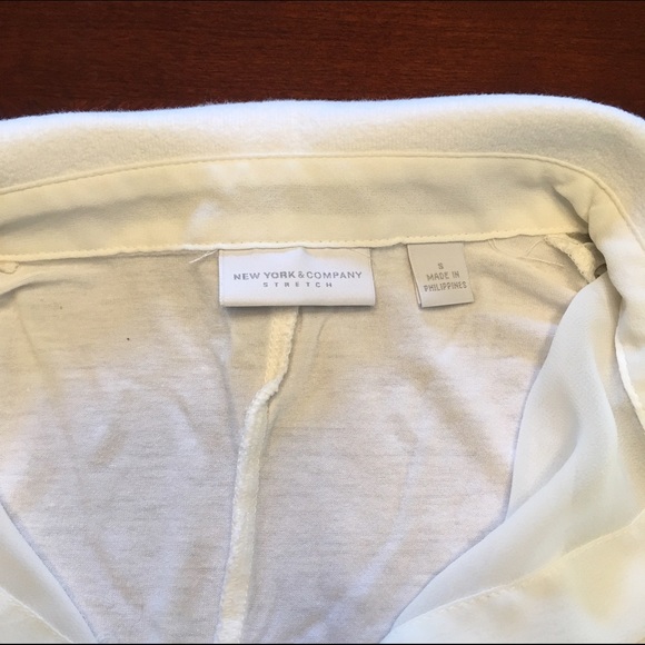 Sheer short sleeve blouse - Picture 3 of 3