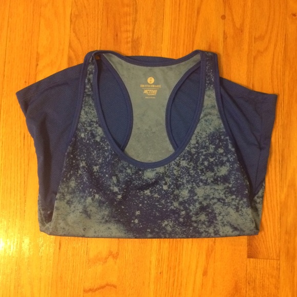 Old navy active galaxy tank