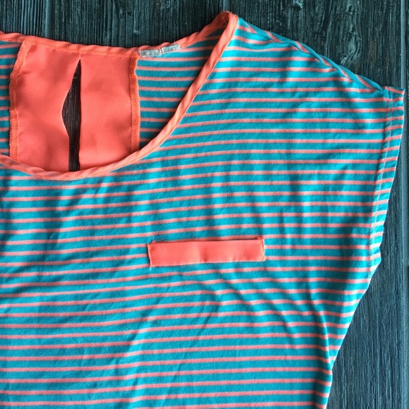 Fun summer striped top!