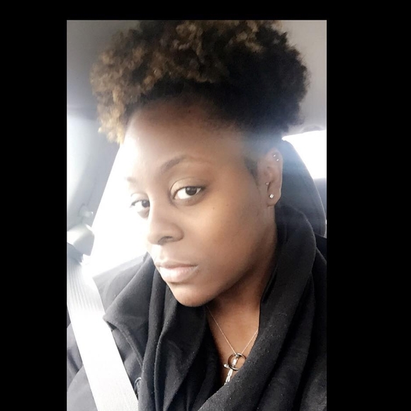 Meet your Posher, Kia