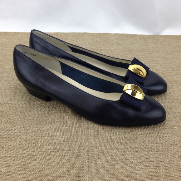 BALLY Black "Museta" Leather Flats