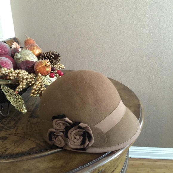 Cute 1920's hat