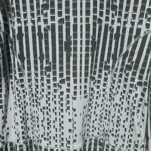 ActiveWear Top - Picture 4 of 4