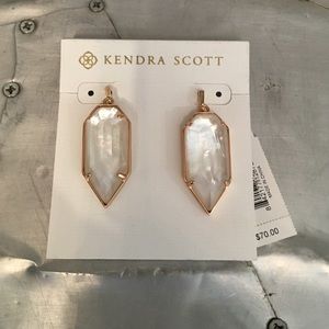 Kendra Scott Palmer earrings
