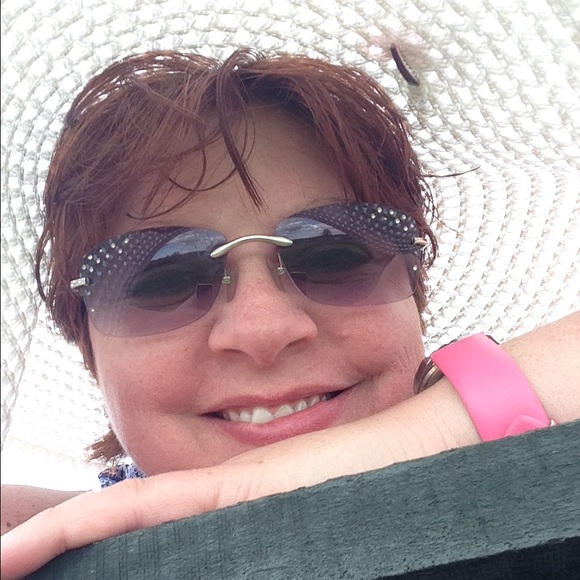 Meet your Posher, Mary jeanne