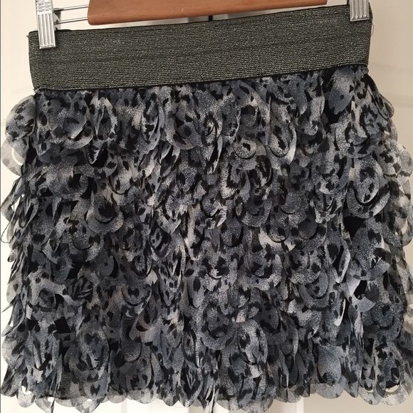 Super fun mini skirt lined. Elastic band