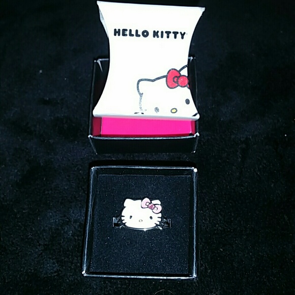 Hello Kitty Ring