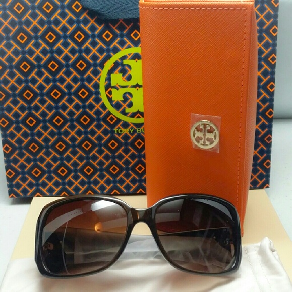 SOLD SOLD SOLD.  Authentic Tory Burch sunglasses