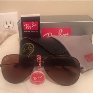 🚫SOLD🚫Aviators Sunglasses