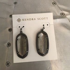 Kendra Scott Elle earrings