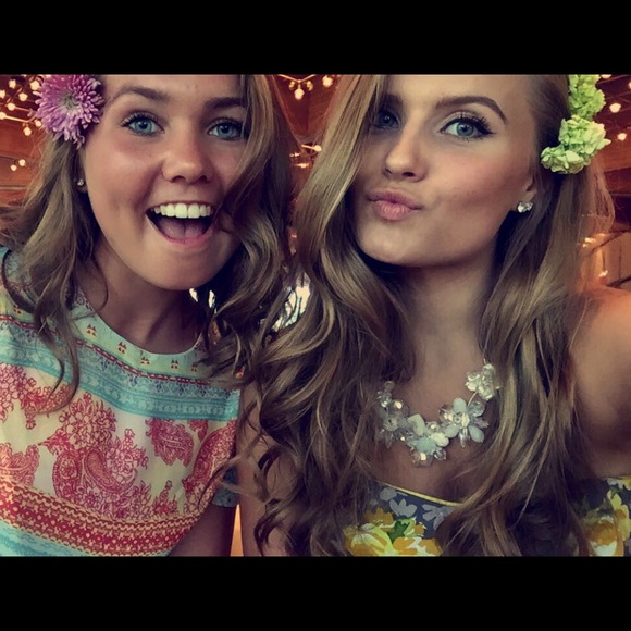 Meet your Posher, Caroline