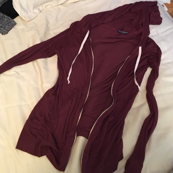 Brandy Melville sweater