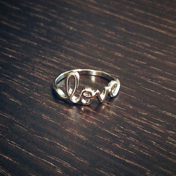 Love Ring w/ case - Picture 2 of 4