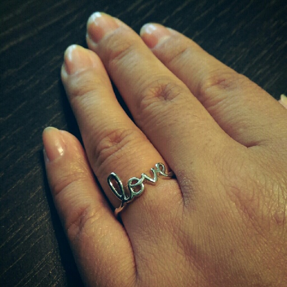 Love Ring w/ case - Picture 3 of 4