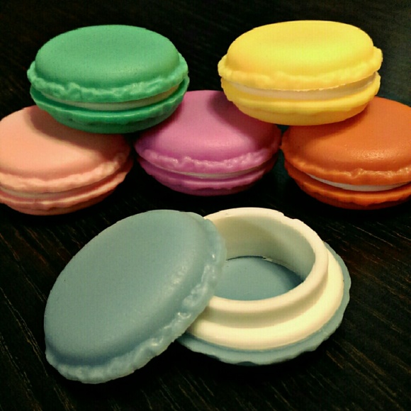 Love Ring w/ case - Picture 4 of 4