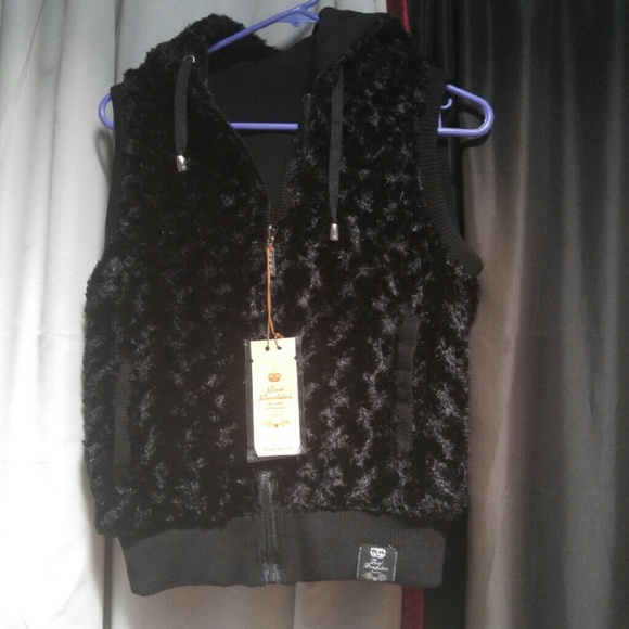 Reversible vest