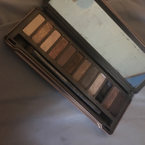 SOLD!!!***Urban Decay Naked 2 - Picture 2 of 3