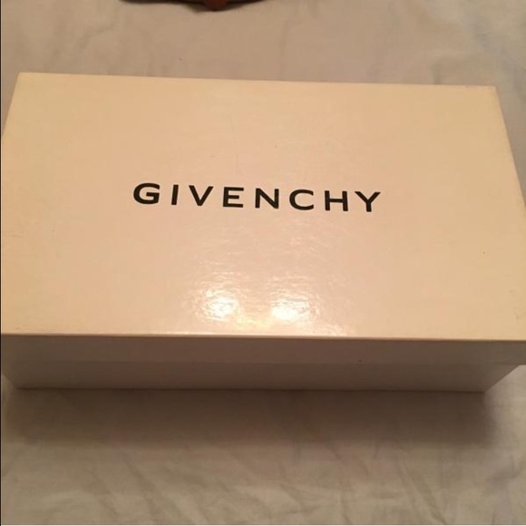 Givenchy heels - Picture 2 of 4