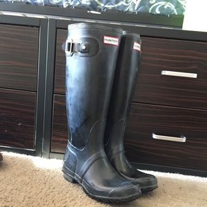 Hunter rain boots with socks