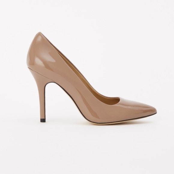 Ann Taylor Cynthia Patent Pump