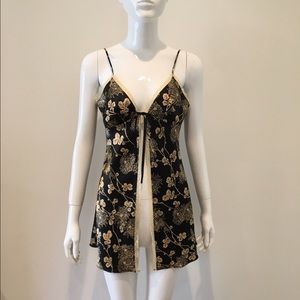 Victoria's Secret Babydoll Flyaway Small