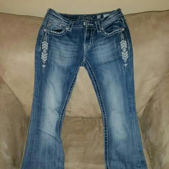 Miss Me Jeans Size 27- RESERVED!