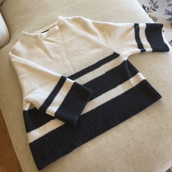 Banana Republic Sweater