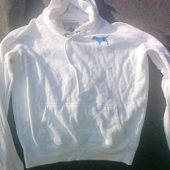 VS PINK HOODED SWEATSHIRT