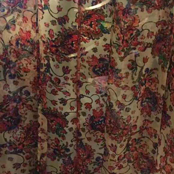 Charlotte Russe Sheer Kimono - Picture 2 of 3