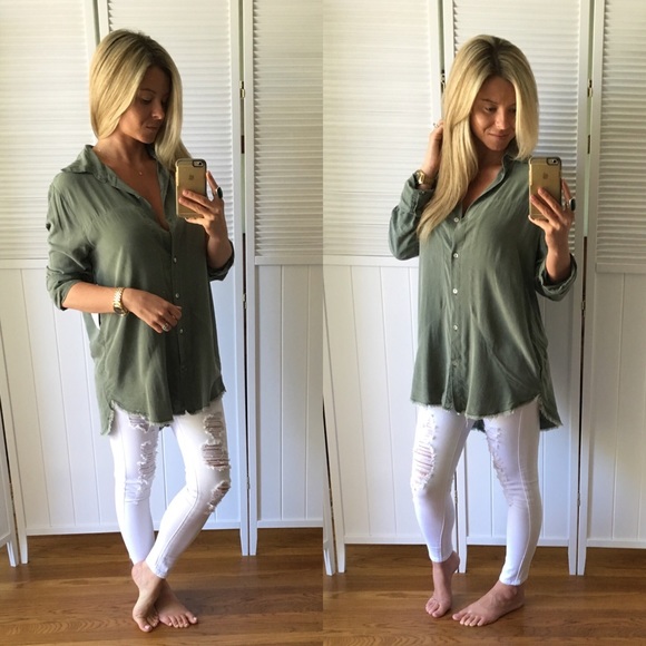 Sold | Oversized Frayed Hem Button-down - Picture 4 of 4