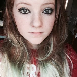 Meet your Posher, Kerrington