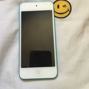 IPOD TOUCH 5TH GENERATION